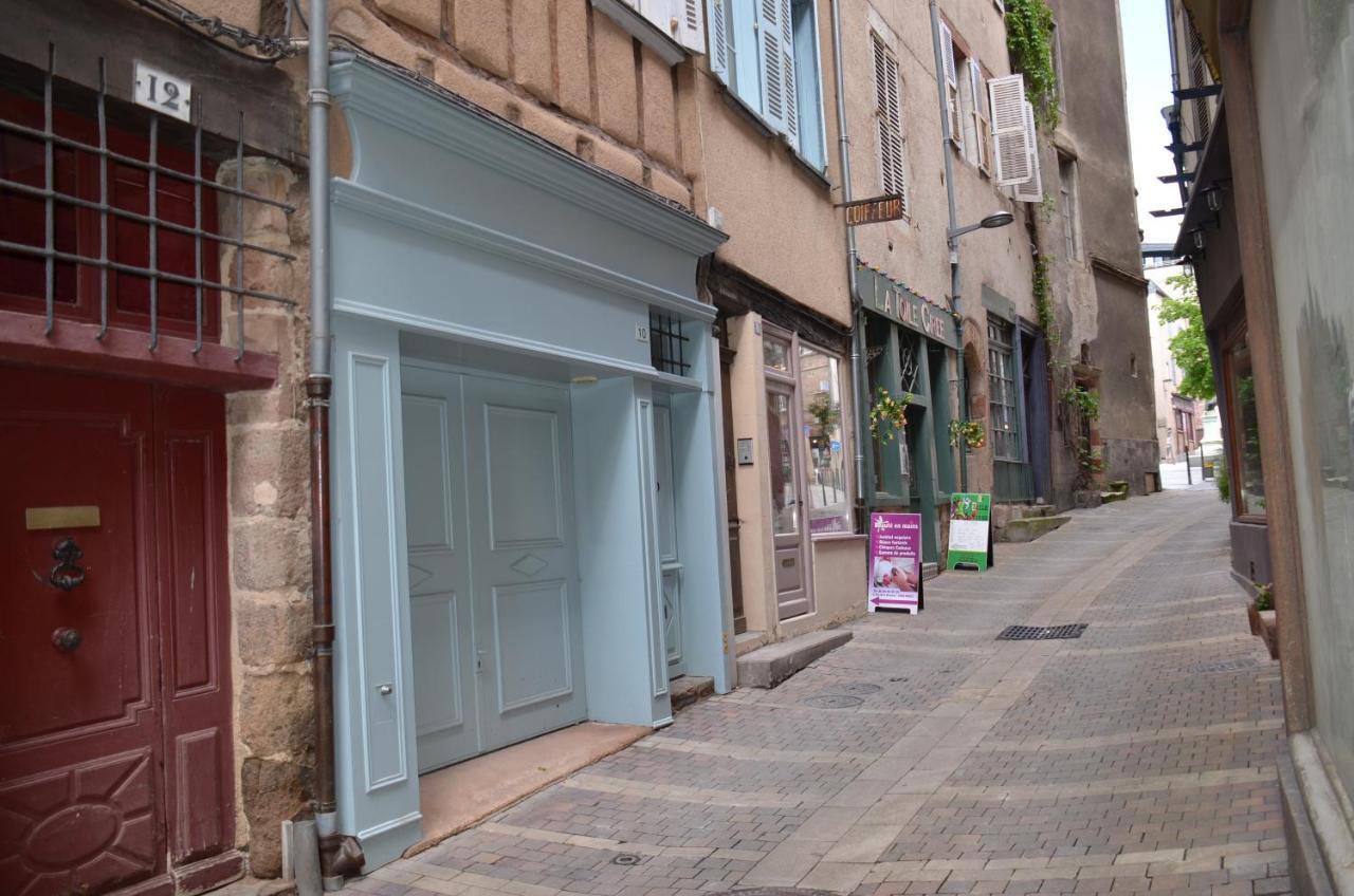 La Maison Bleue, Un Emplacement De Choix A Apartment
